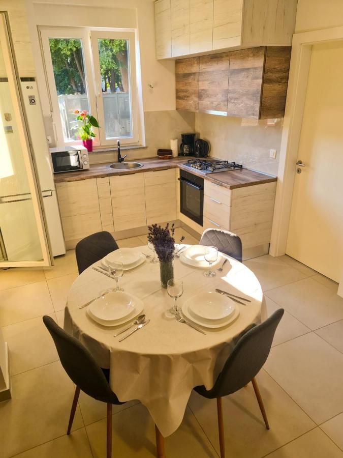 Leon Apartment Senj  Luaran gambar
